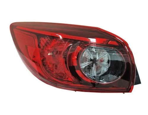 Calavera Mazda 3 2014-2018 hatchback Exterior Izquierda