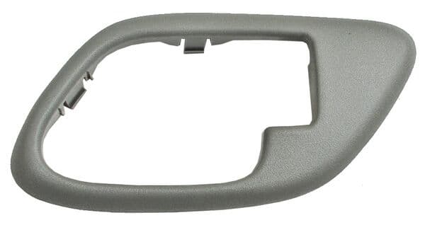 Manija Interior Chevrolet Cheyenne/Silverado/ Chevrolet Sububurban/Chevrolet Blazer/Gmc Yukon/Chevrolet Tahoe/Cadillac Escalade 1995-1998/ Kodiak 2002-2009 Gris Bisel Plastico Derecha