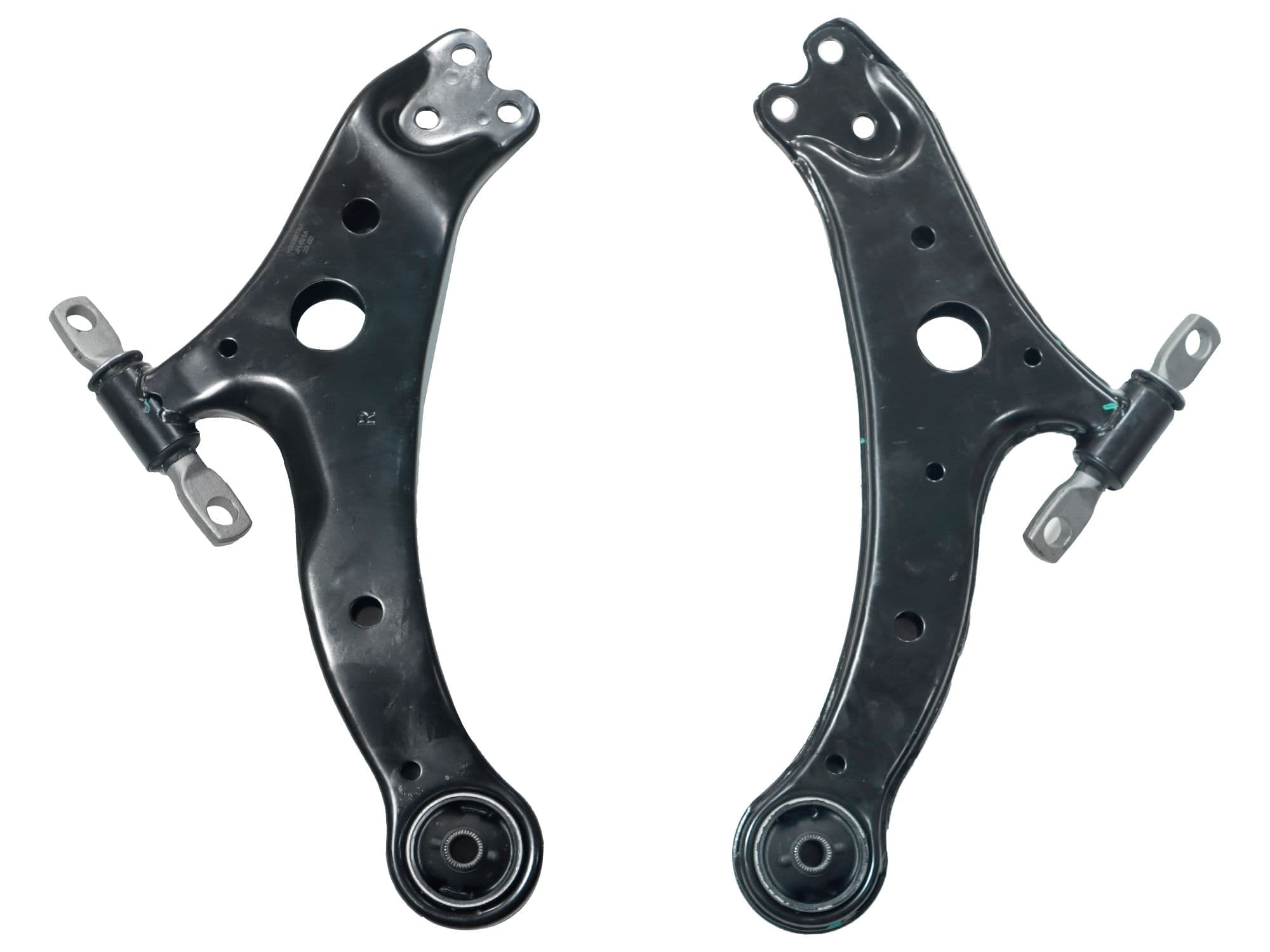 Horquilla Delantera Inferior Derecha Toyota Camry 2.4L / 2.5L / 3.5L 2002-2017 Sin Rótula Con Bujes