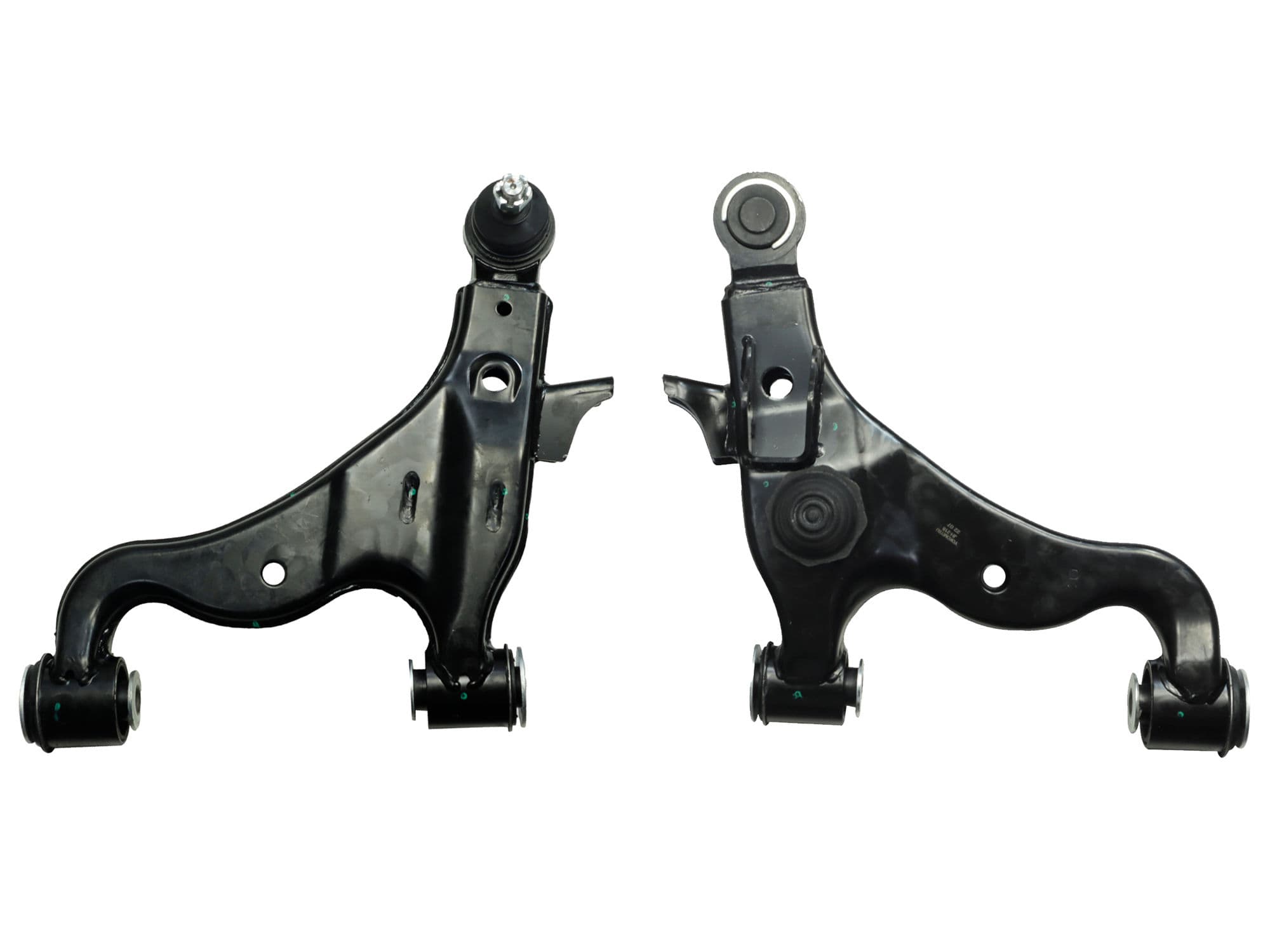 Horquilla Delantera Inferior Derecha Toyota Hilux 2WD 2.7L 2006-2015 Con Rótula Con Bujes